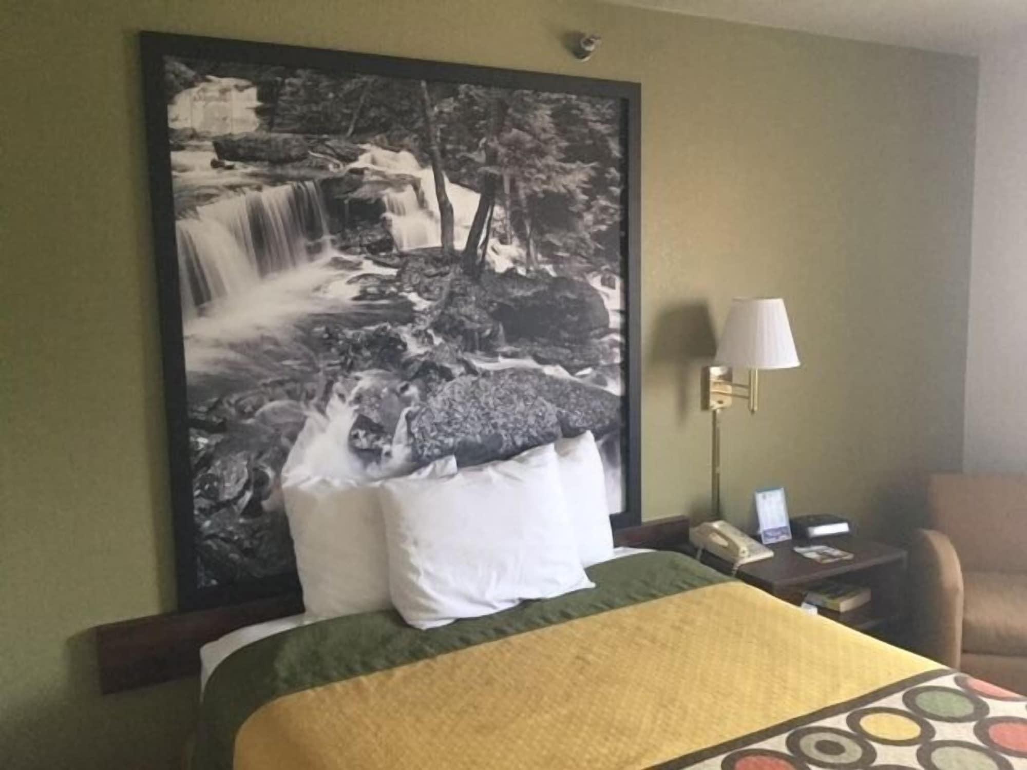 Super 8 By Wyndham West Middlesex/Sharon Area Hotel Buitenkant foto