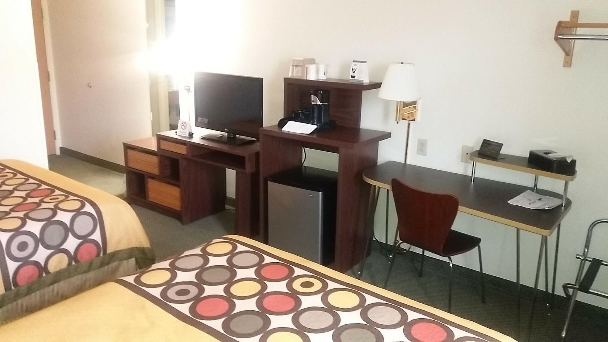 Super 8 By Wyndham West Middlesex/Sharon Area Hotel Buitenkant foto