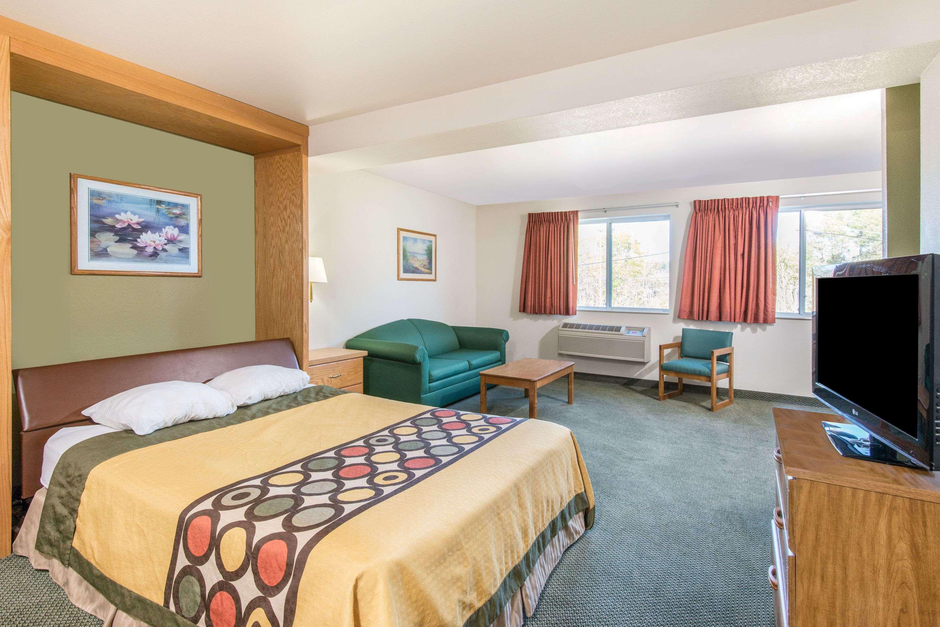 Super 8 By Wyndham West Middlesex/Sharon Area Hotel Buitenkant foto