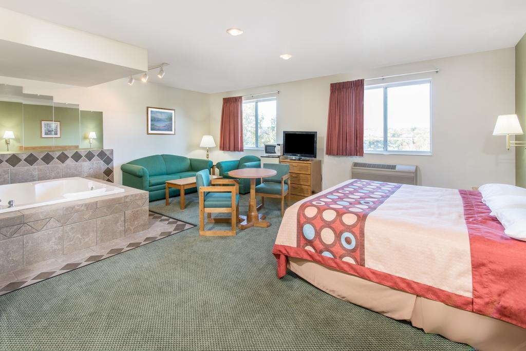 Super 8 By Wyndham West Middlesex/Sharon Area Hotel Buitenkant foto